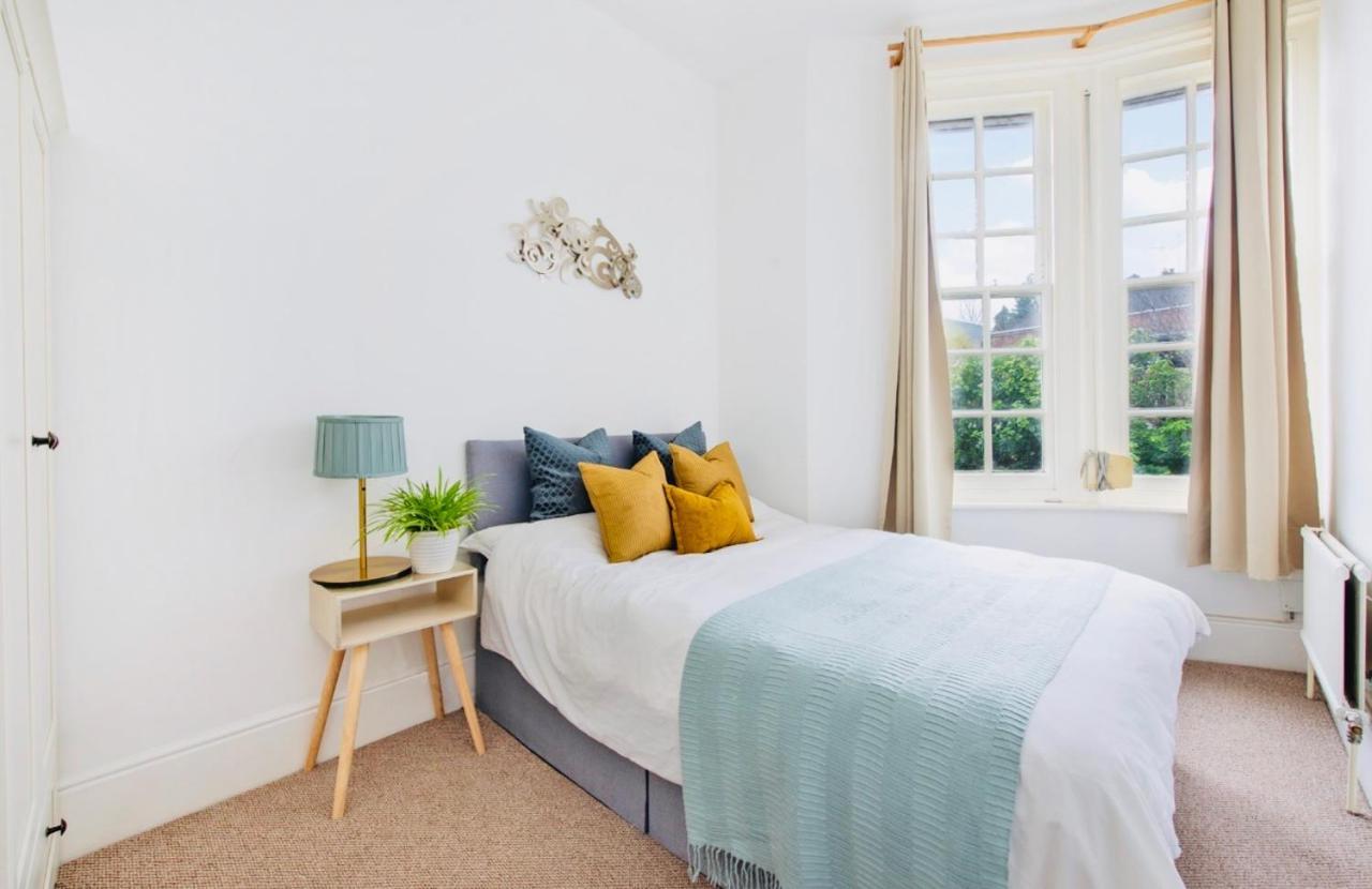 Spacious & Charming Garden Flat -Zone 2- Great For Central London Access Kültér fotó