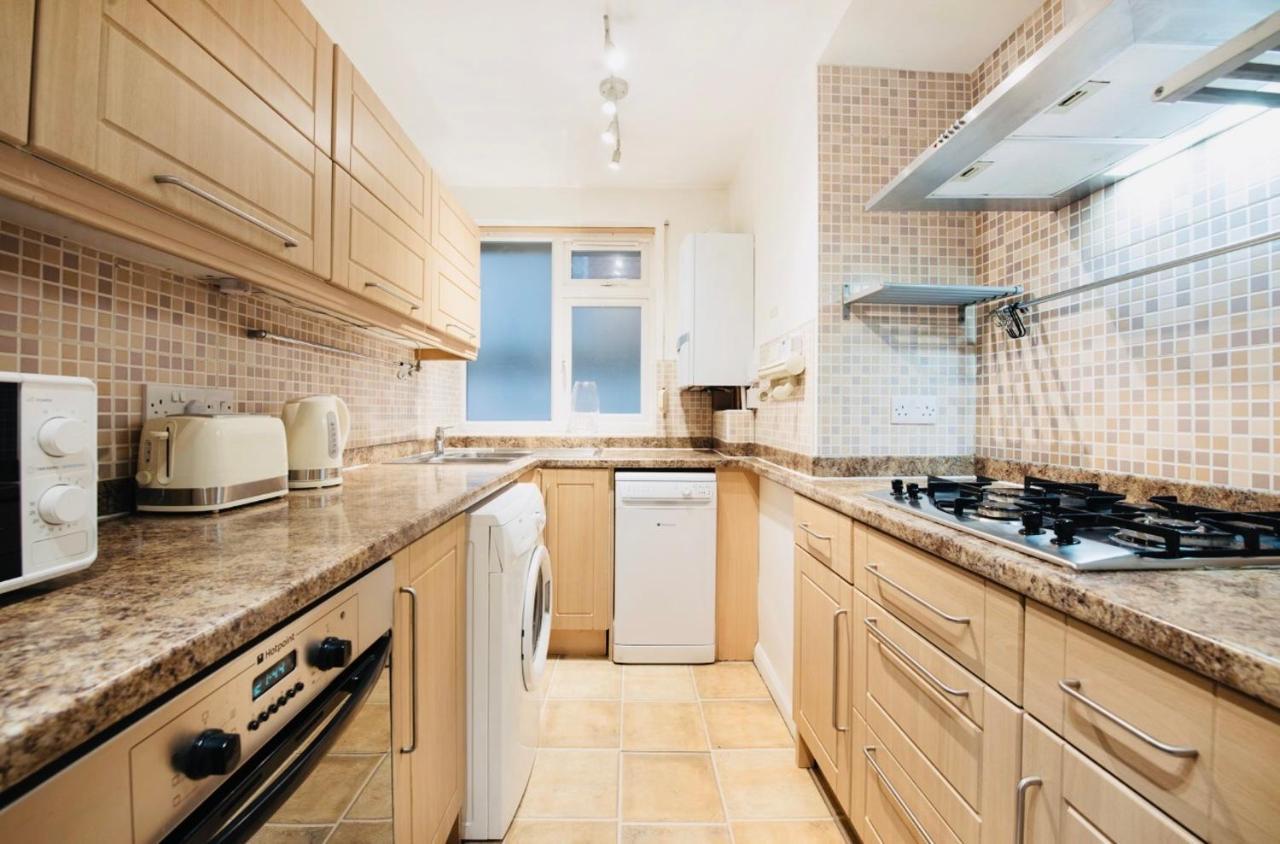 Spacious & Charming Garden Flat -Zone 2- Great For Central London Access Kültér fotó
