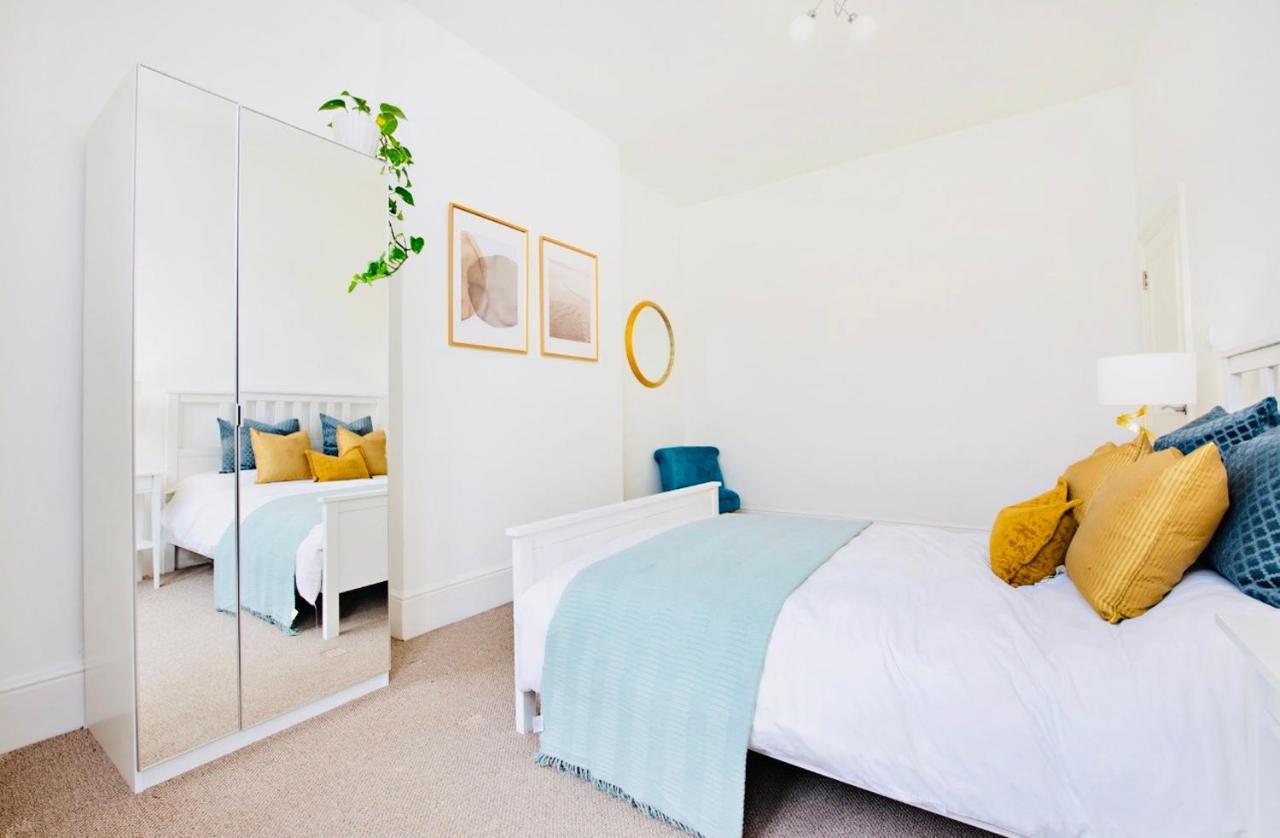 Spacious & Charming Garden Flat -Zone 2- Great For Central London Access Kültér fotó